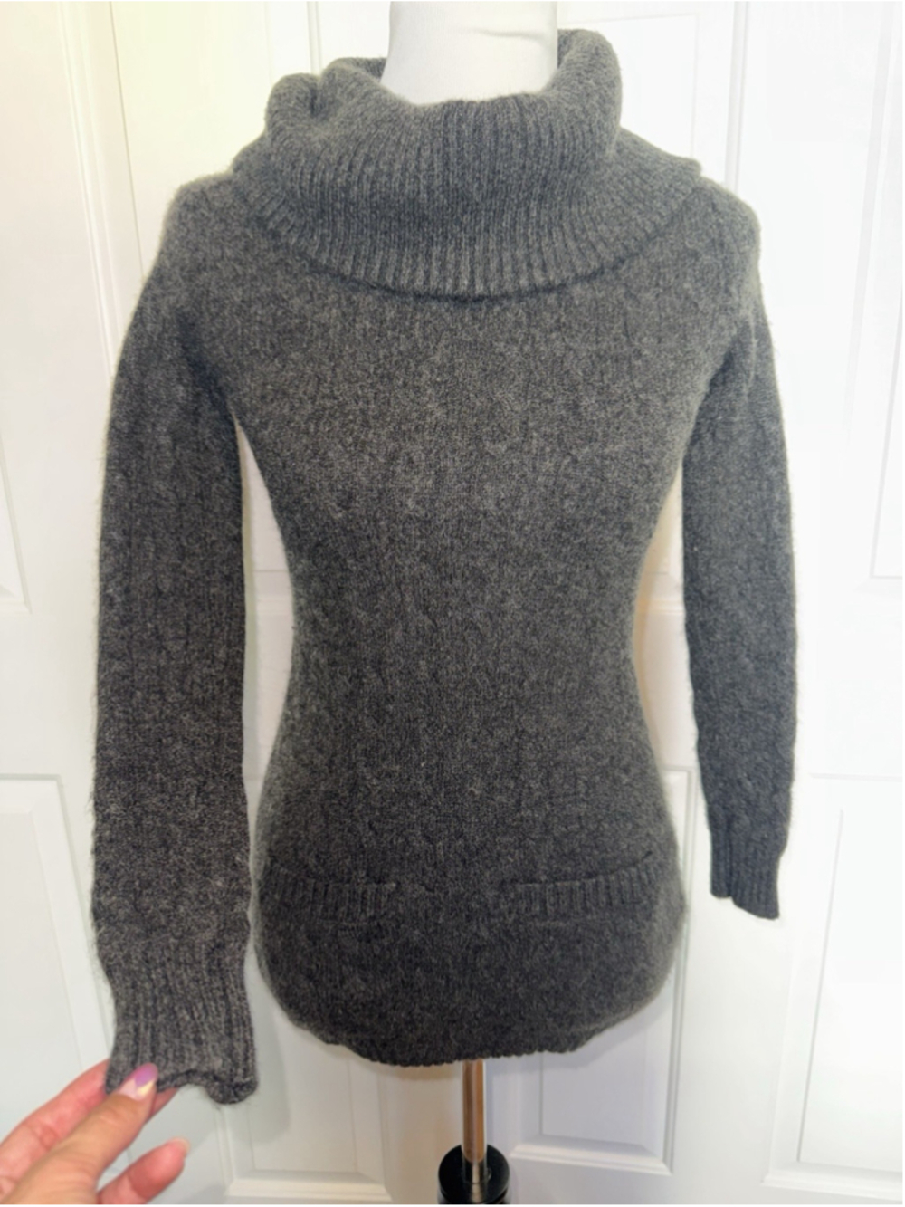 Ralph Lauren Black Label 100% Cashmere Cowl Neck Sweater Quiet Luxury